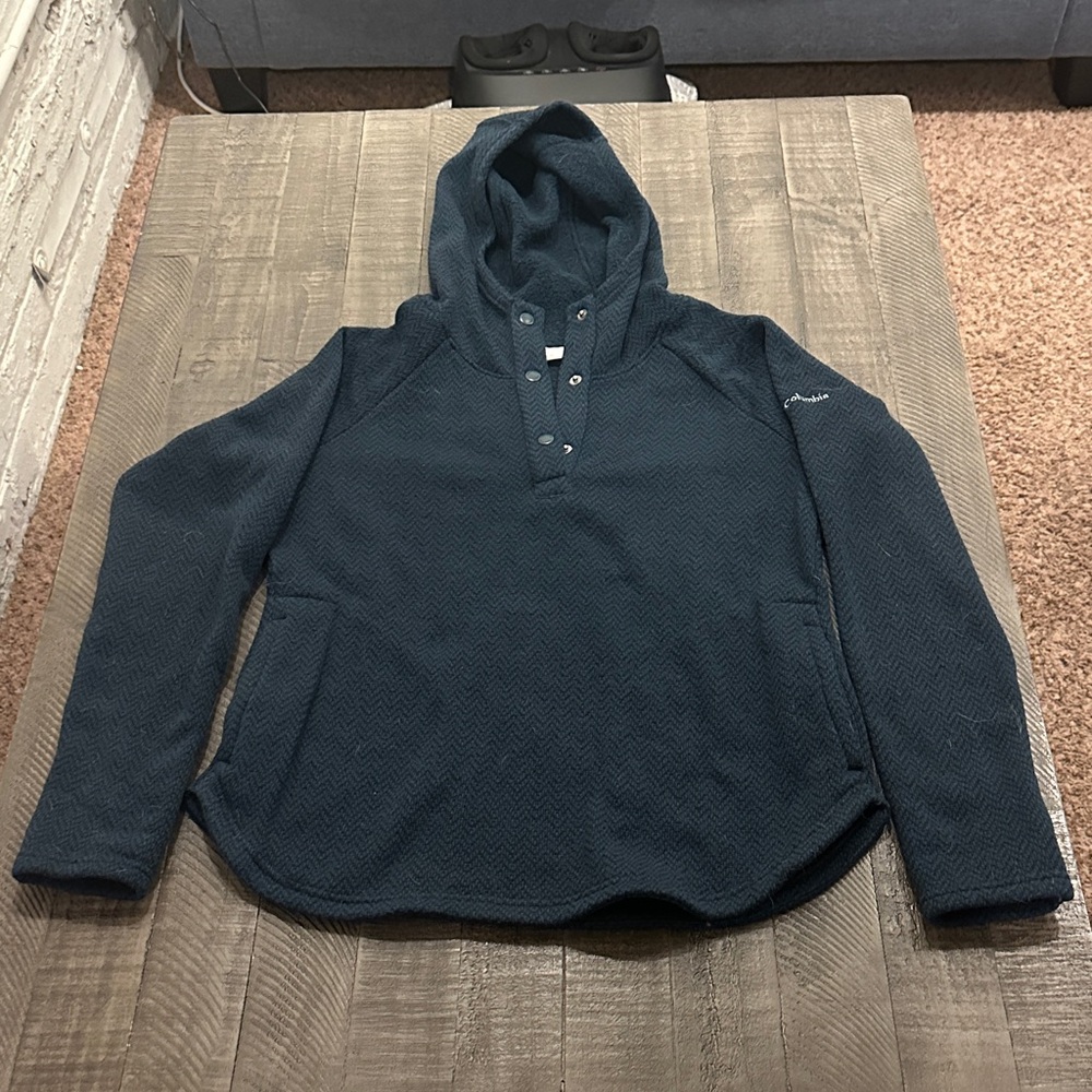 Stylish Blue Hooded Sweatshirt